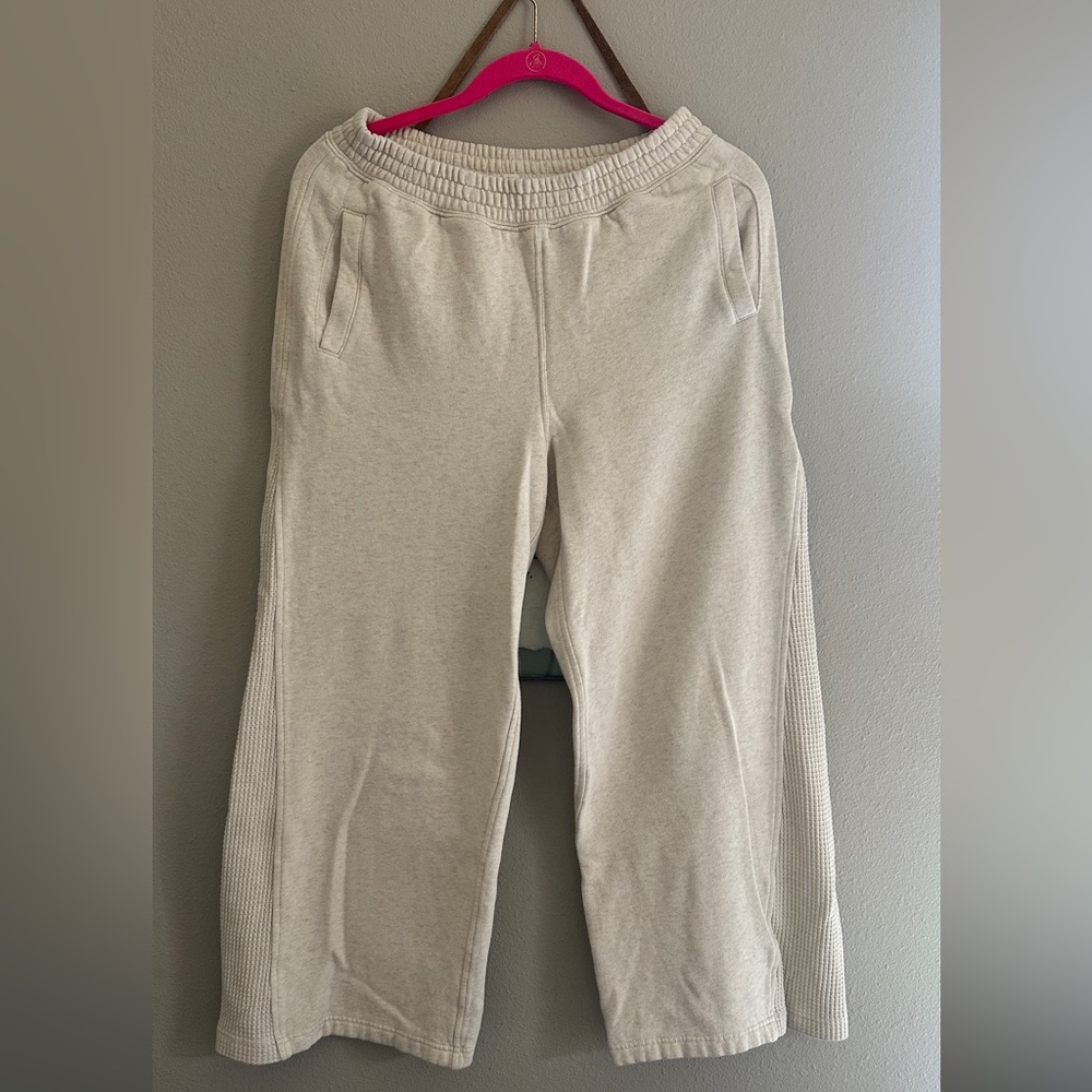 Women’s Aerie Cream Sweat Pants